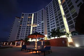 ホテル Peninsula Grand コスメル