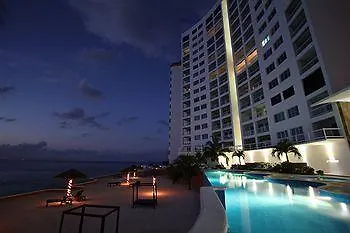 ***  ホテル Peninsula Grand コスメル メキシコ