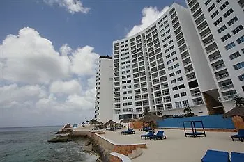 Peninsula Grand Cozumel 호텔 3*,